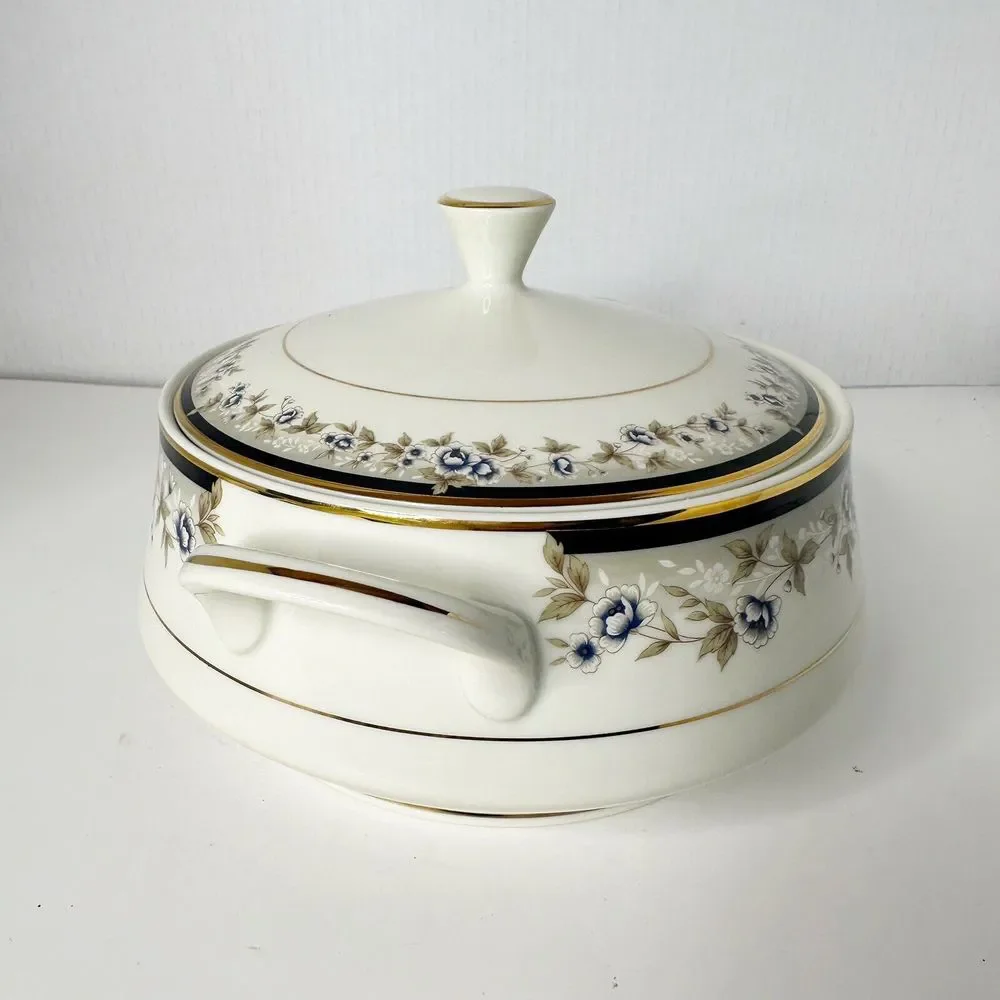 Seizan‎ Fine China Japan Sansui 7953 Covered Casserole Dish Handles